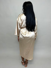 Load image into Gallery viewer, Silk robe