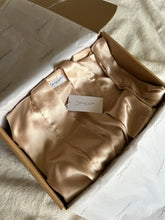 Load image into Gallery viewer, Silk robe