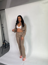 Load image into Gallery viewer, Brown Cargo Trousers