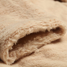 Load image into Gallery viewer, Oversized fur coat with XL buckle in Creme Caramel
